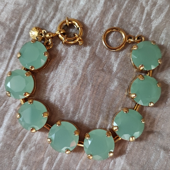 J. Crew Light Mint GREEN Gold Tone Glass Stone Bracelet Lifesaver Clasp NWOT - Picture 1 of 9